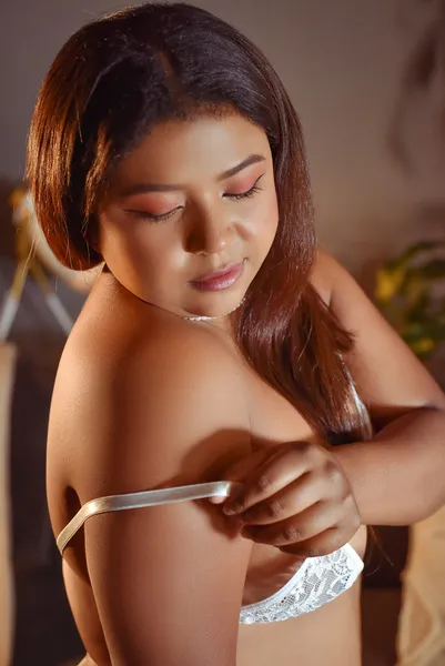 Live sex webcam photo for silvanabonet69 #5334112