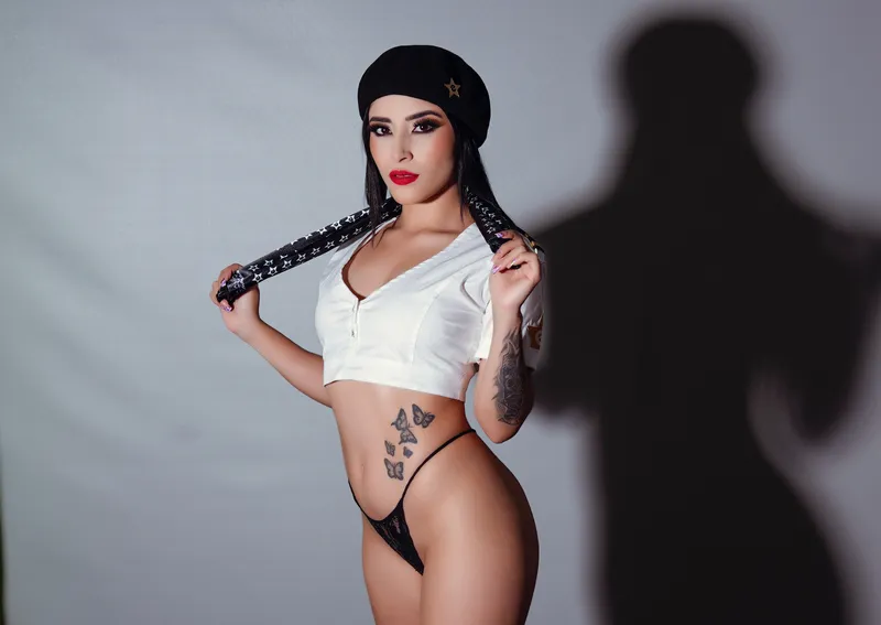 Live sex webcam photo for Luciana_Smithh #2328881