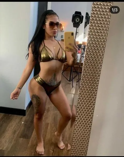 Live sex webcam photo for Brooke_Adamss #2883947