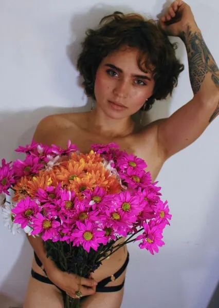 Live sex webcam photo for sophiamillerhotx #6430381