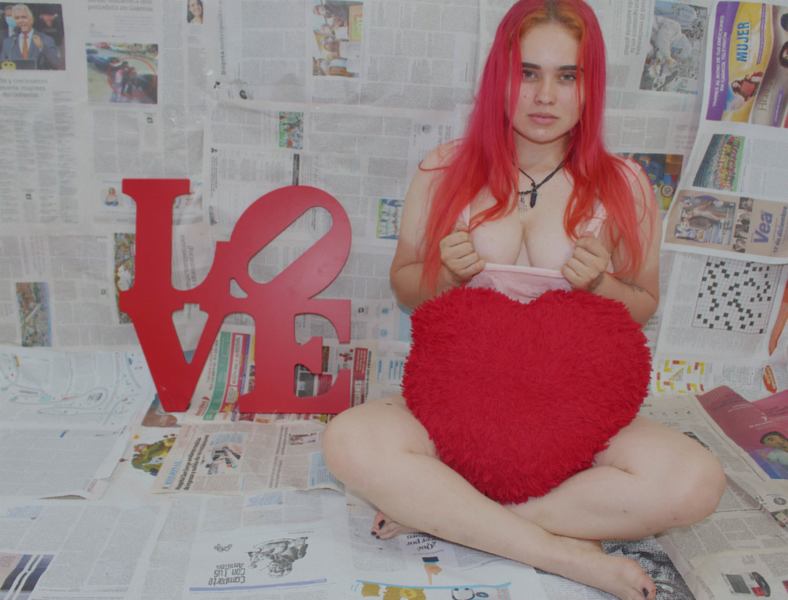 Live sex webcam photo for sophiamillerhotx #2929241