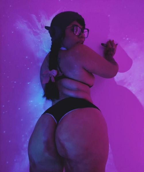 Live sex webcam photo for BettyNava #2116520