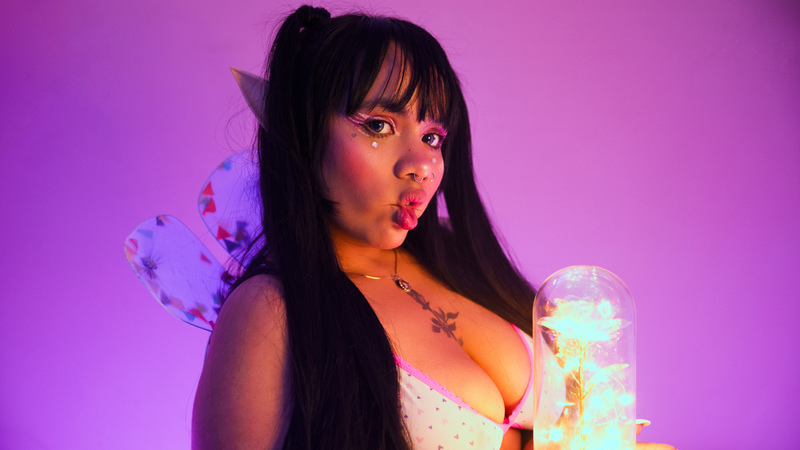 Live sex webcam photo for BettyNava #2654745