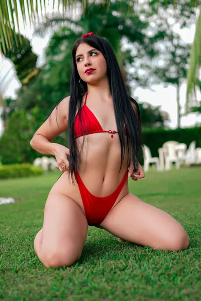 Live sex webcam photo for AbbySandeerss #2087297