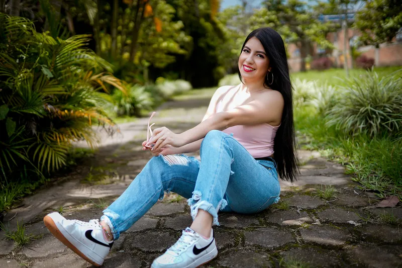 Live sex webcam photo for AbbySandeerss #2262179