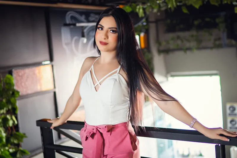 Live sex webcam photo for AbbySandeerss #1760575