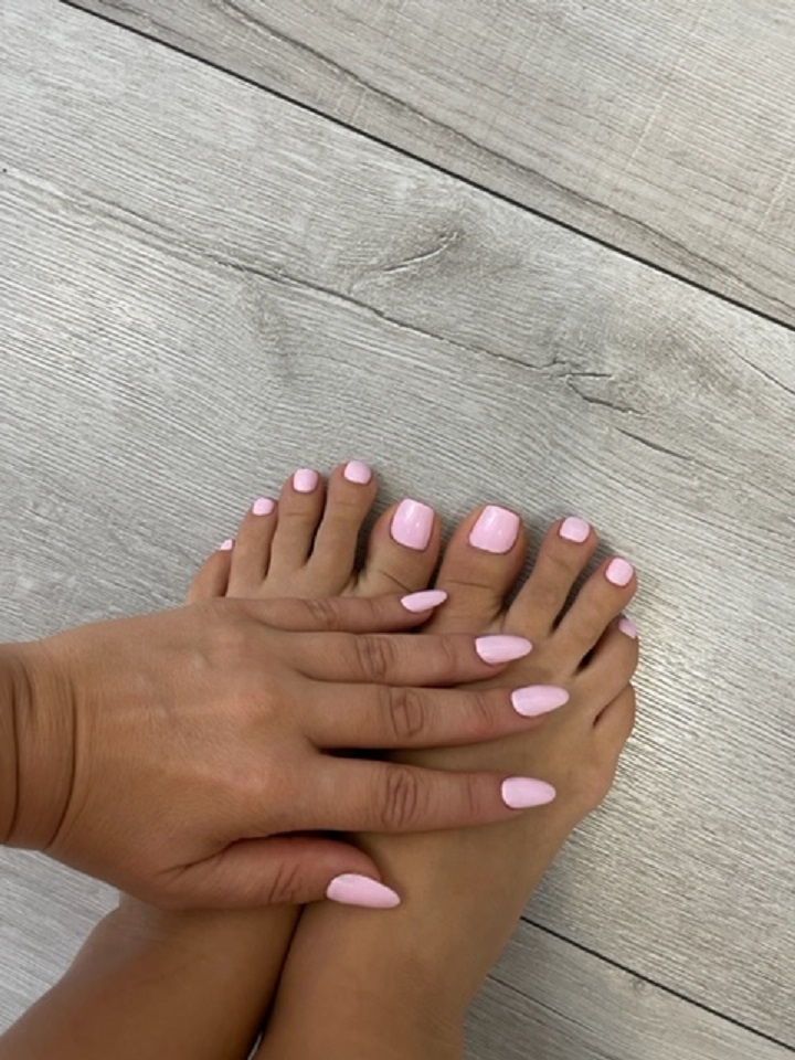 Live sex webcam photo for KimRaven #7491599