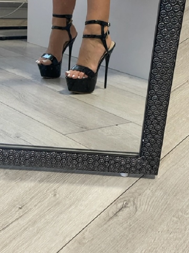 Live sex webcam photo for KimRaven #7353553