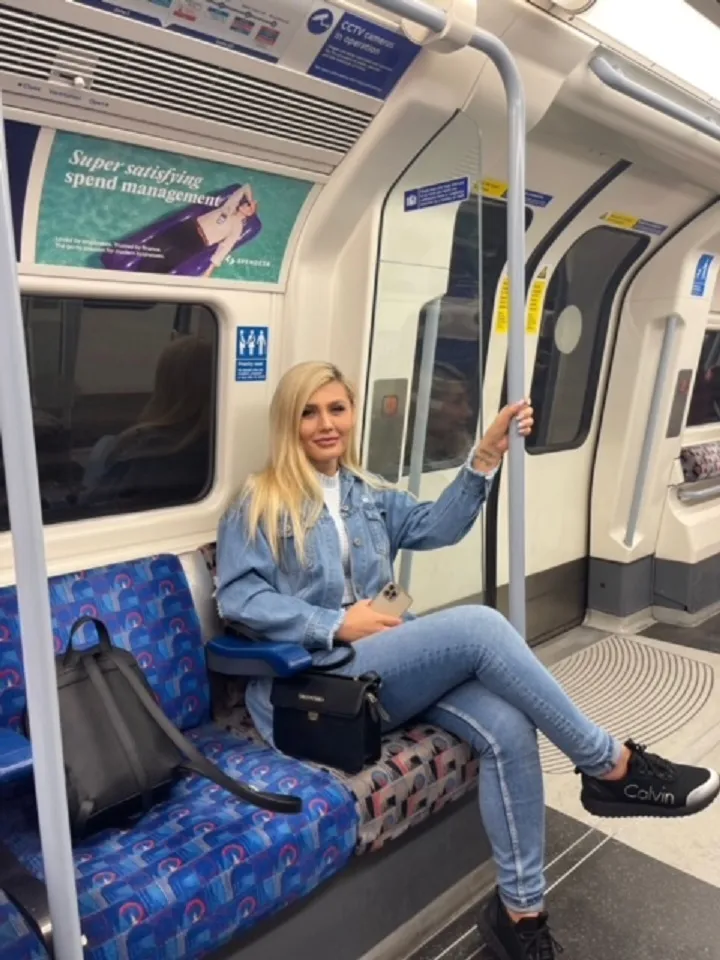 Live sex webcam photo for KimRaven #7491584