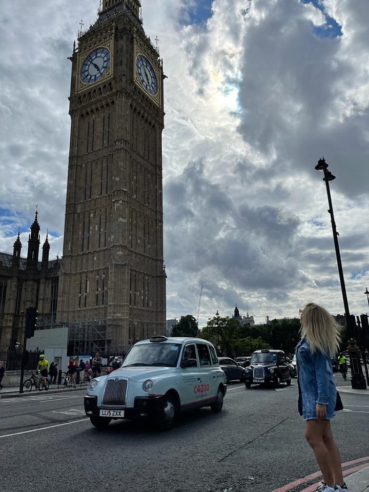 Live sex webcam photo for KimRaven #7353566