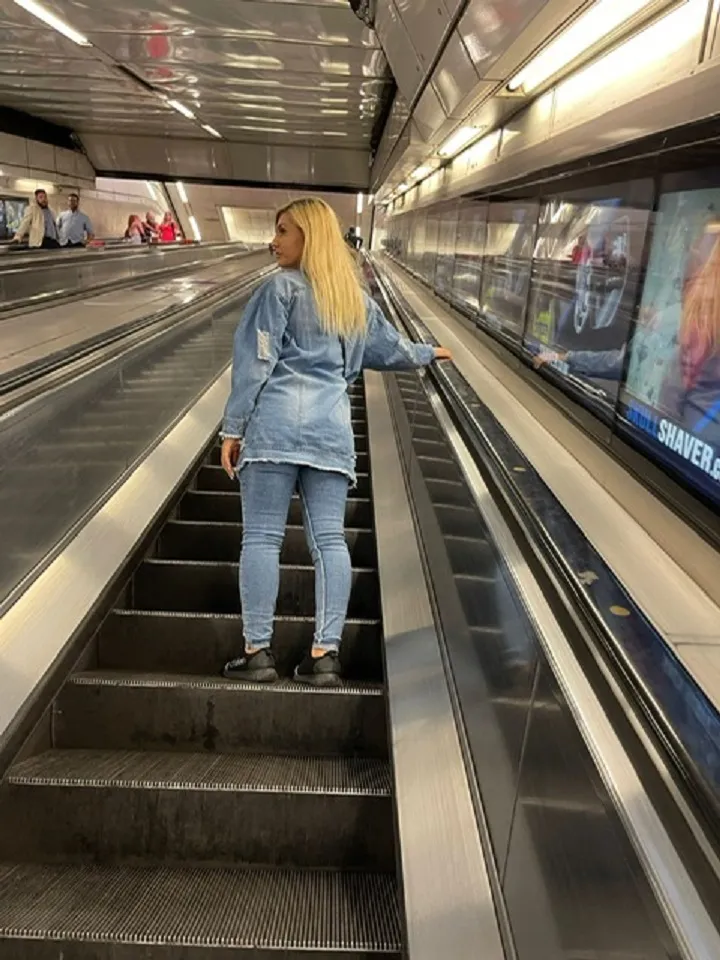 Live sex webcam photo for KimRaven #7353568