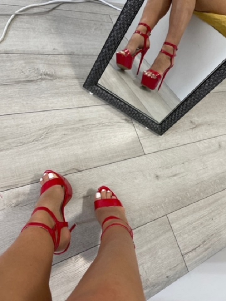 Live sex webcam photo for KimRaven #7353556