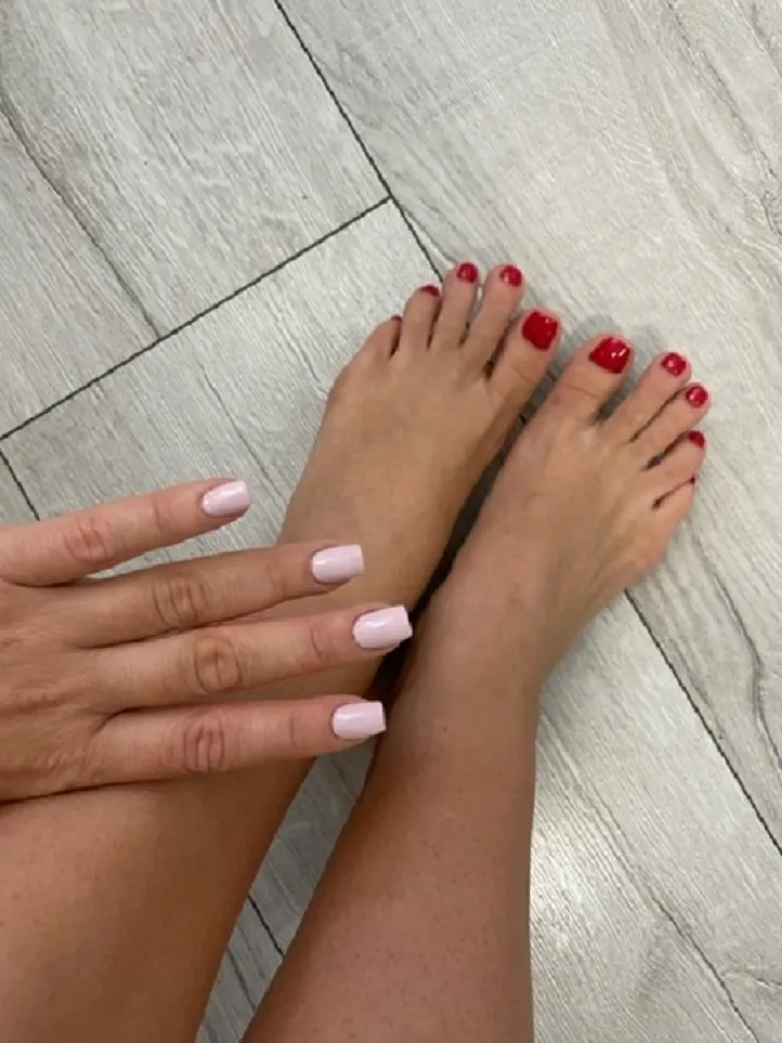 Live sex webcam photo for KimRaven #7494781