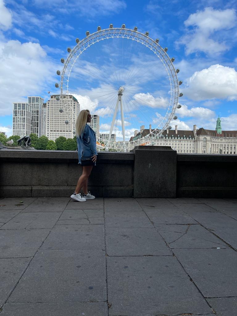 Live sex webcam photo for KimRaven #7491561