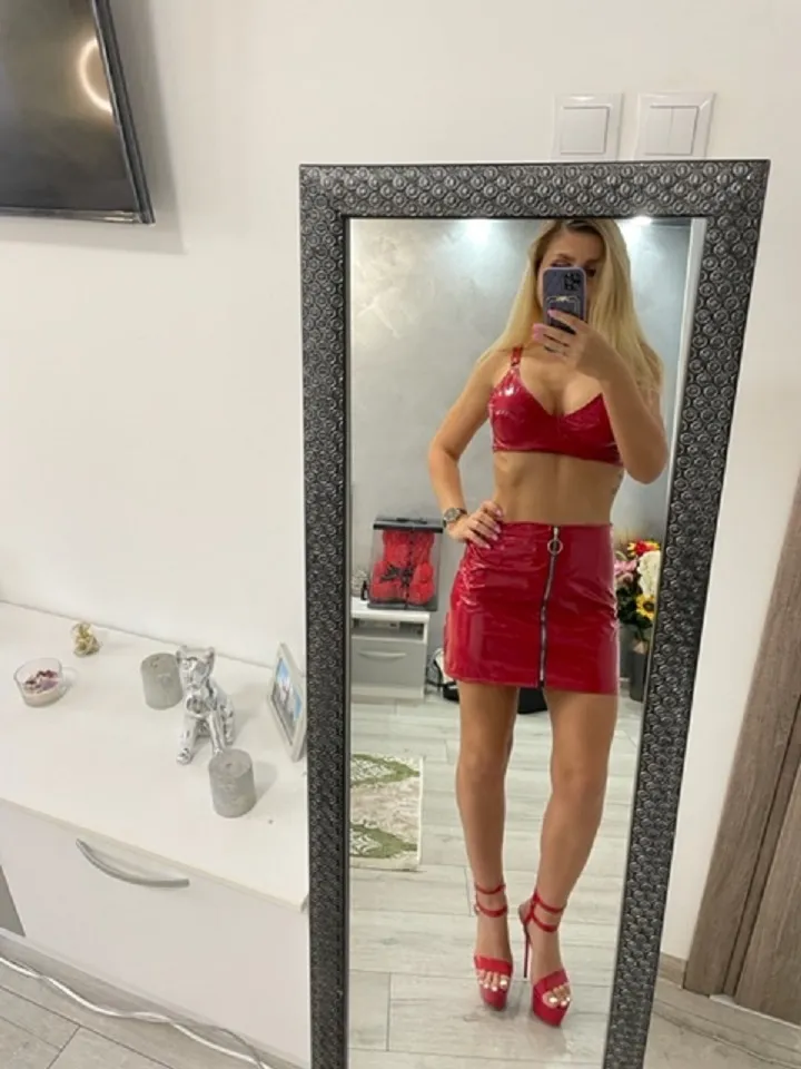 Live sex webcam photo for KimRaven #7491669