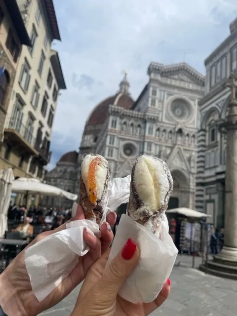 Live sex webcam photo for KimRaven #7494947