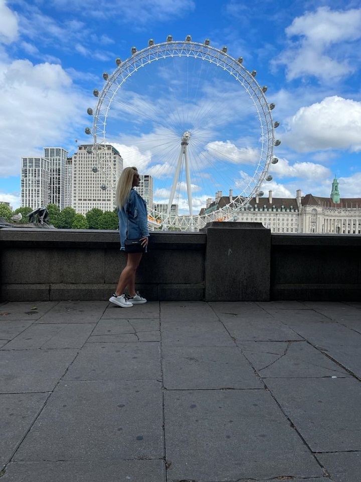 Live sex webcam photo for KimRaven #7491554