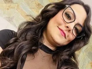 Live sex webcam photo for KateWinnickk #6395969