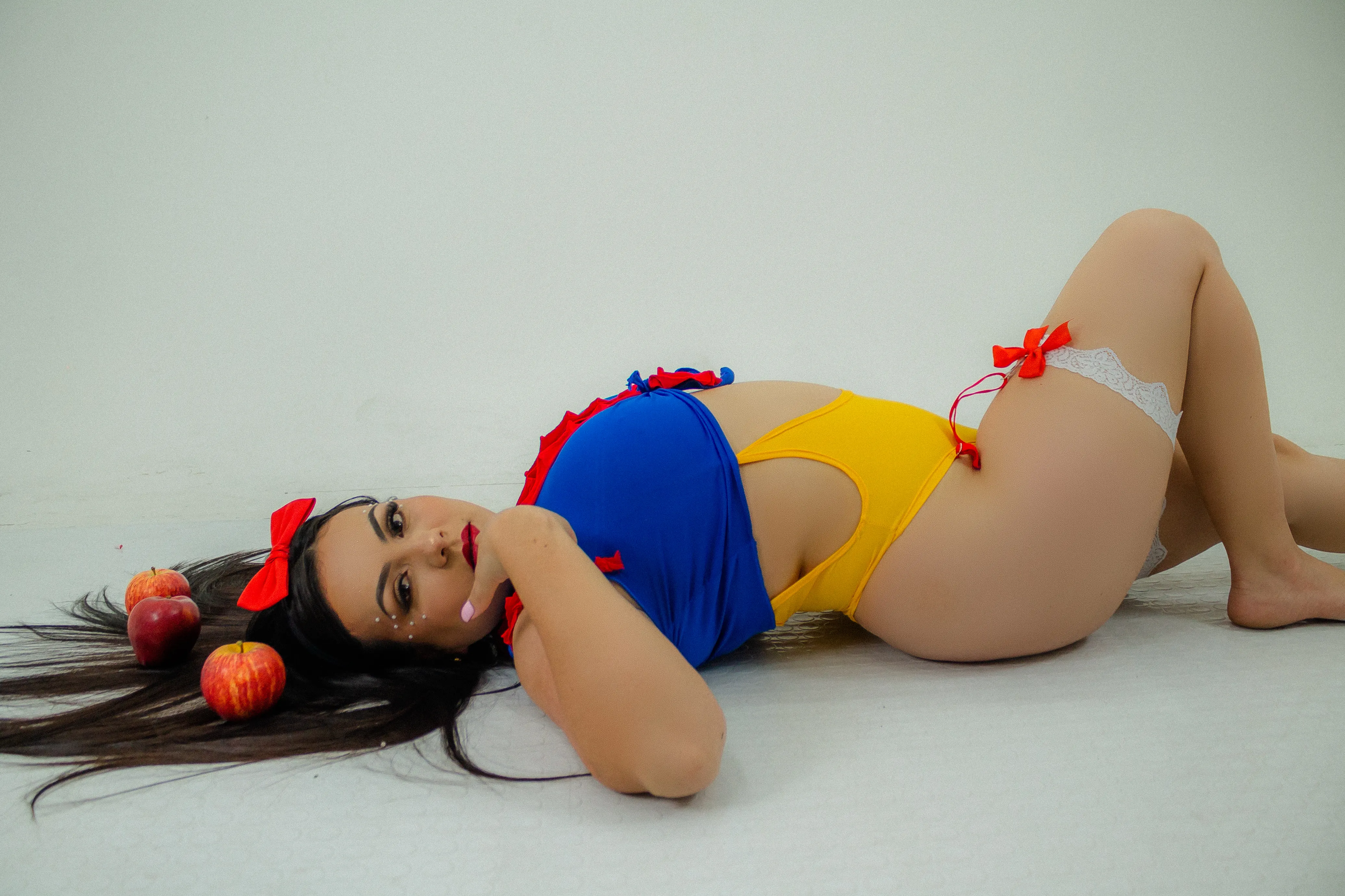 Live sex webcam photo for KateWinnickk #7229267