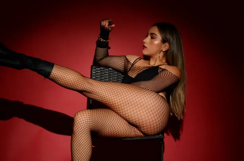 Live sex webcam photo for Nia_Minogue #6143573