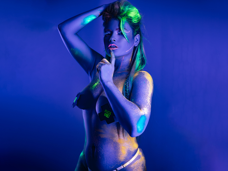 Live sex webcam photo for DenisseColins #3220909