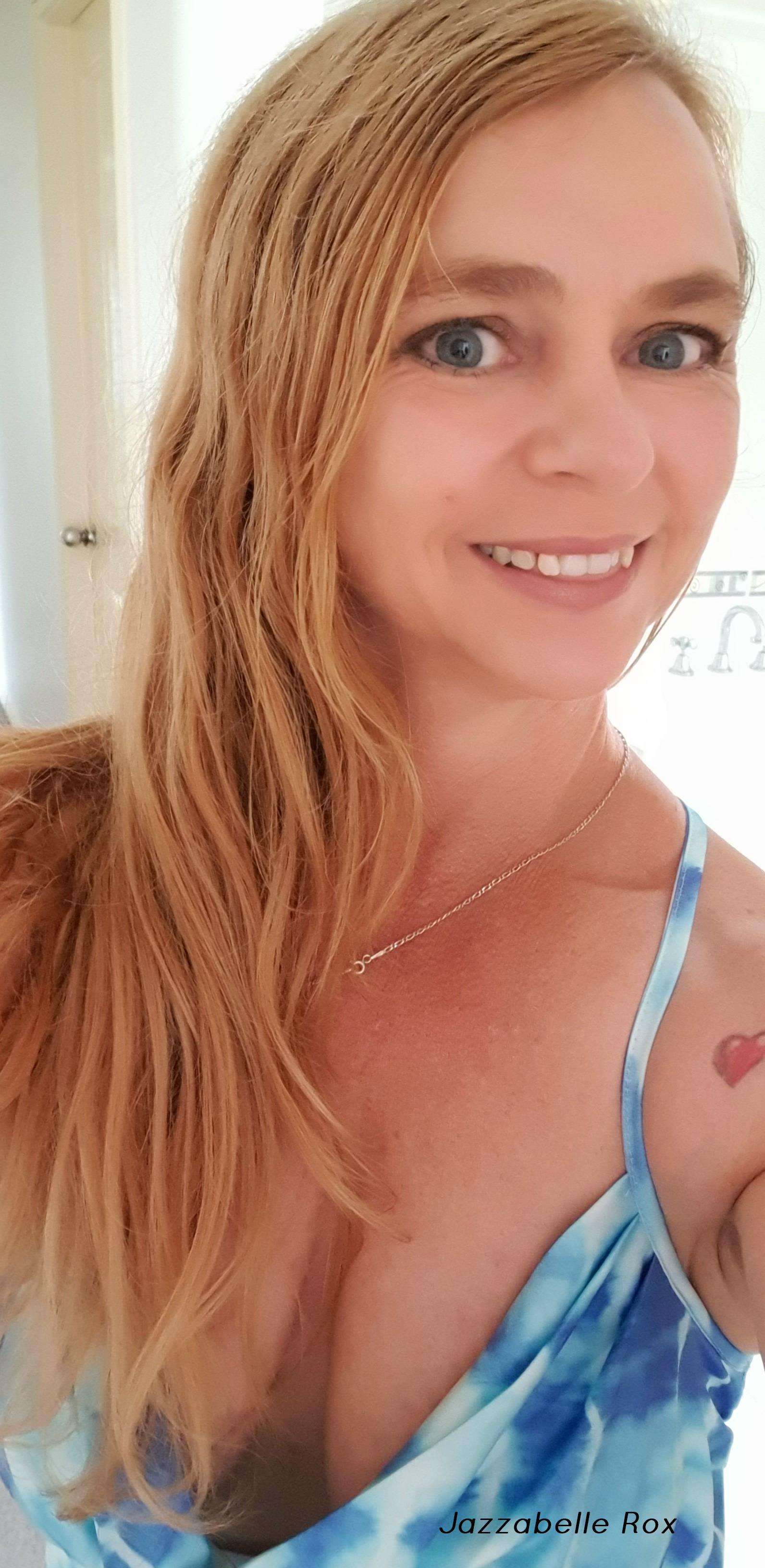 Live sex webcam photo for JazzabelleRox #7275031