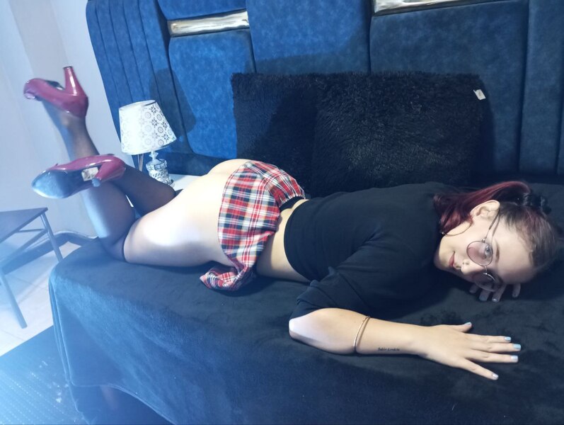 Live sex webcam photo for cutelauracos #5662324