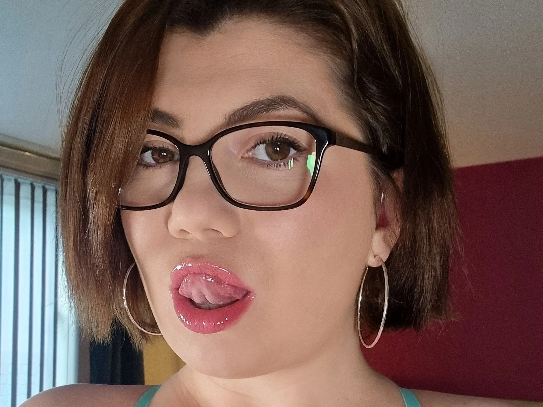 Live sex webcam photo for MistyKnight #2754089