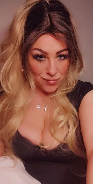 Live sex webcam photo for K8ey #2022940