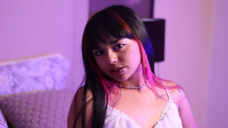 Live sex webcam photo for IsaCastro #2706498