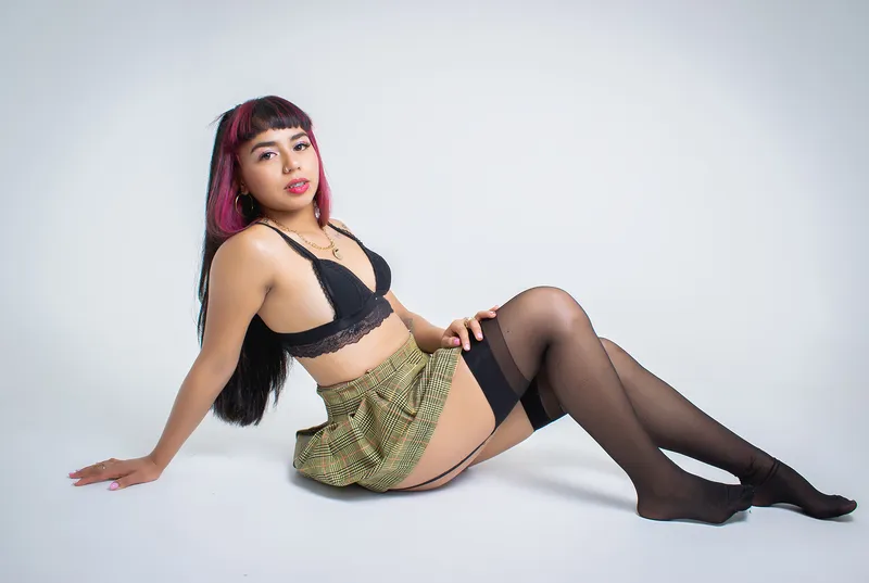 Live sex webcam photo for IsaCastro #2835161