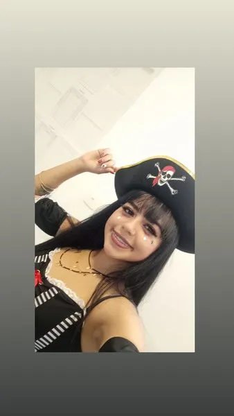 Live sex webcam photo for IsaCastro #2730286