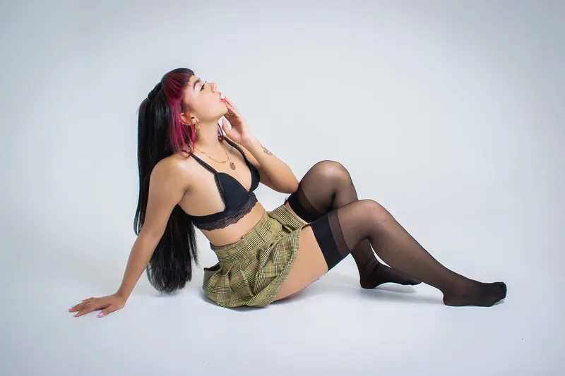 Live sex webcam photo for IsaCastro #2822454