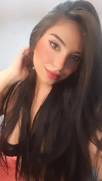 Live sex webcam photo for SofyGrace #2694539