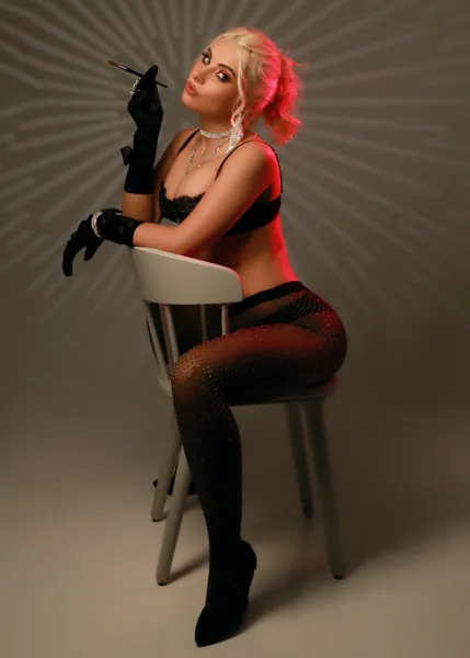 Live sex webcam photo for JenniferStokes #5885991