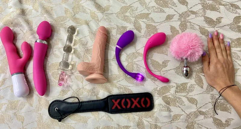 Live sex webcam photo for AprilSheeran #2554416