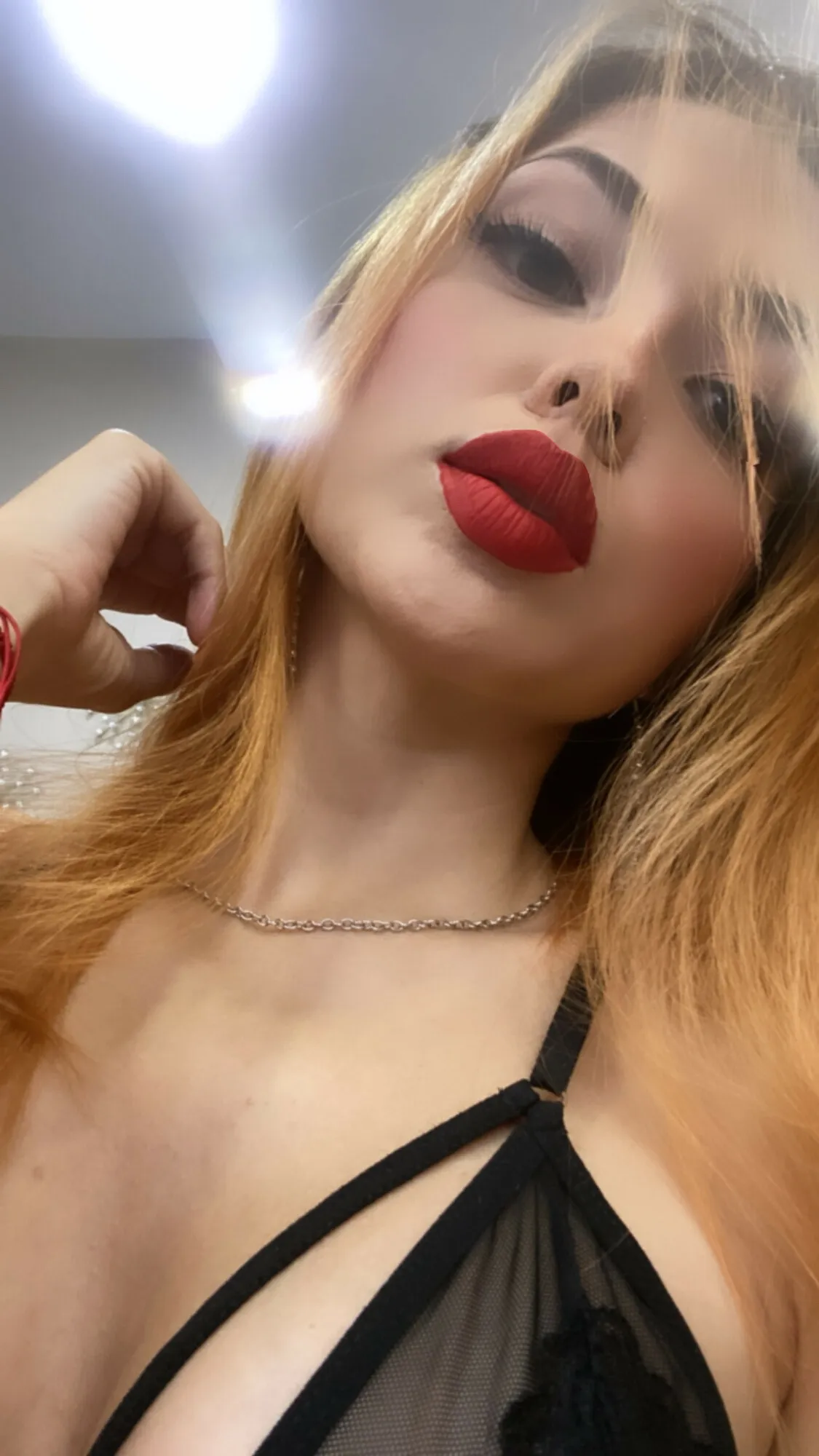 Live sex webcam photo for MaisyWarnerr #7841520