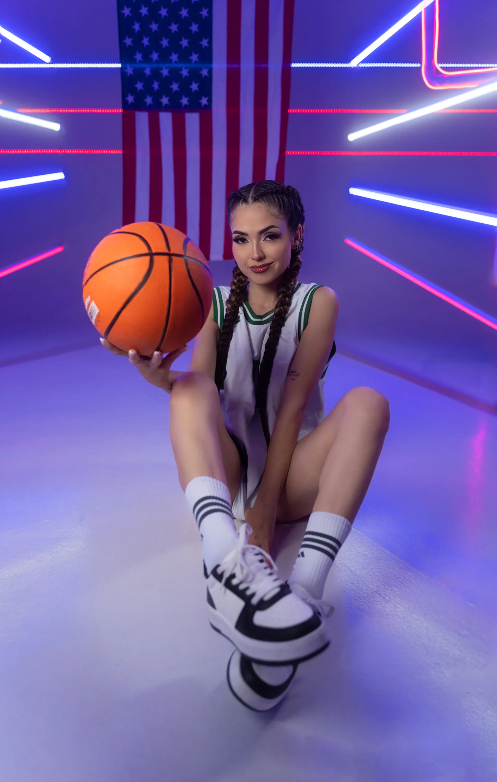 Live sex webcam photo for MaisyWarnerr #7842333