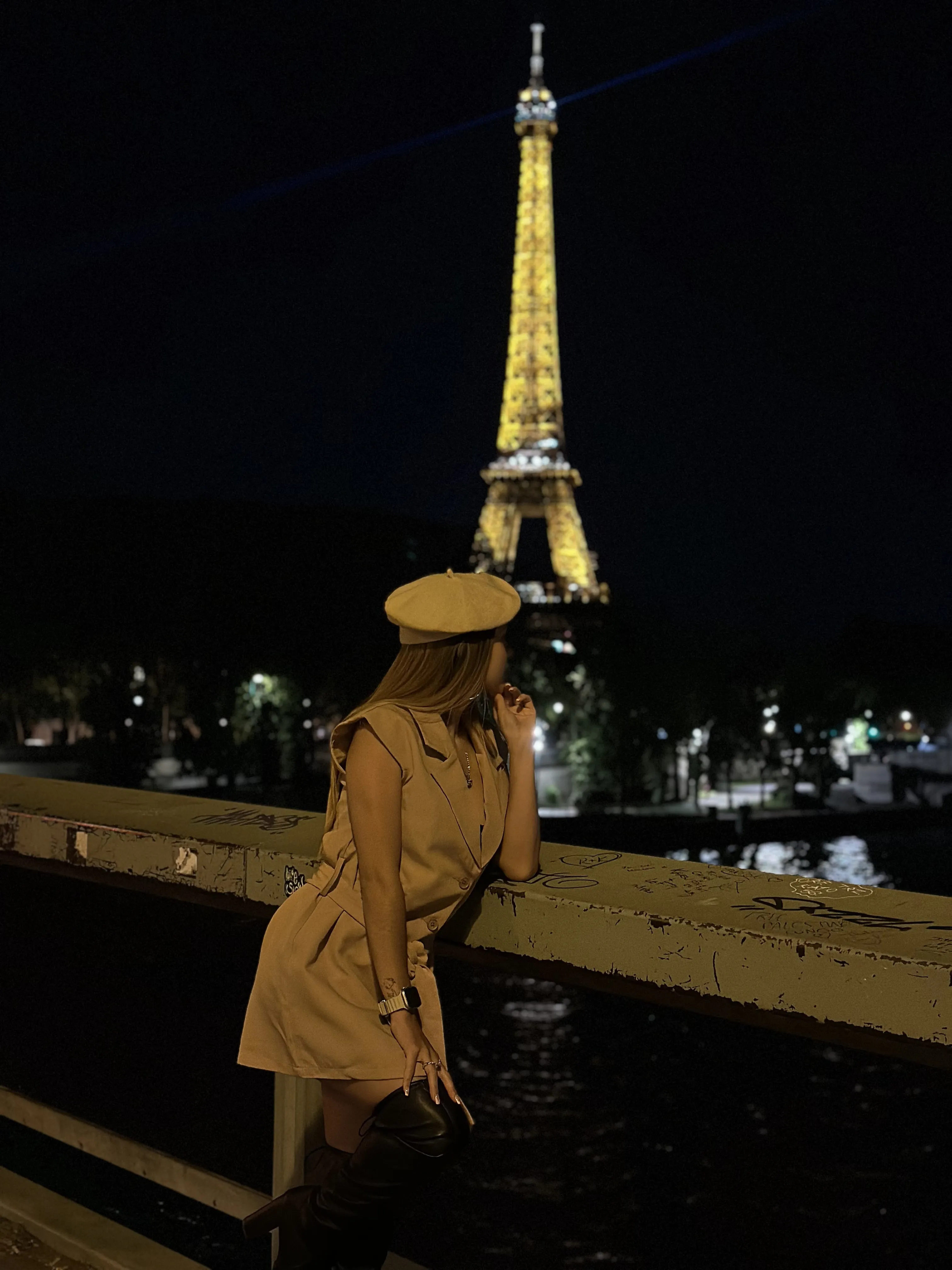 Live sex webcam photo for MaisyWarnerr #7842228