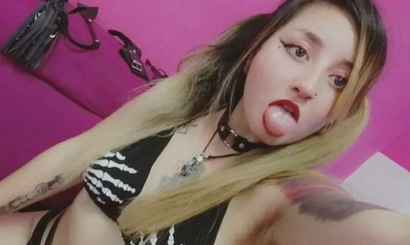 Live sex webcam photo for mei_jaisen #3233101