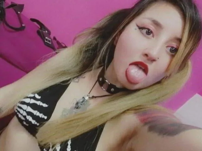 Live sex webcam photo for mei_jaisen #3233100