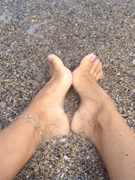 Live sex webcam photo for QueenFeetKari #7111598