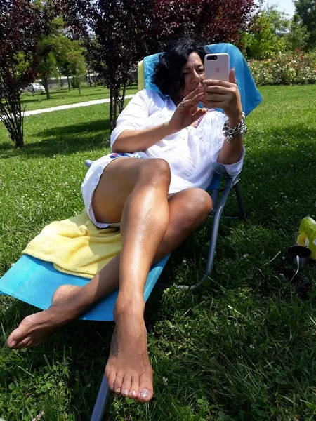 Live sex webcam photo for QueenFeetKari #7111642