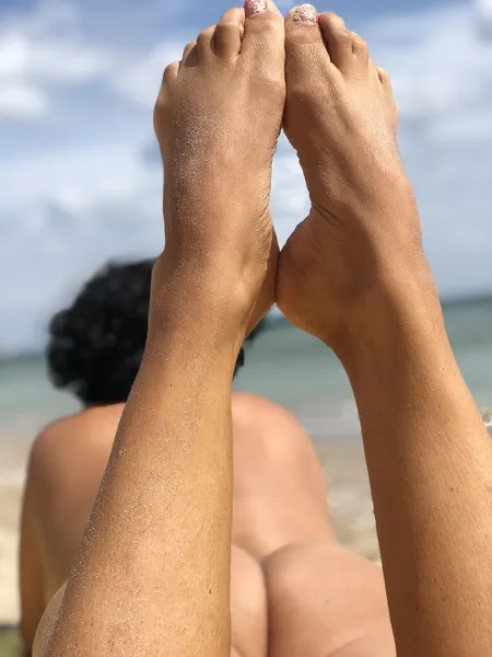 Live sex webcam photo for QueenFeetKari #7111659