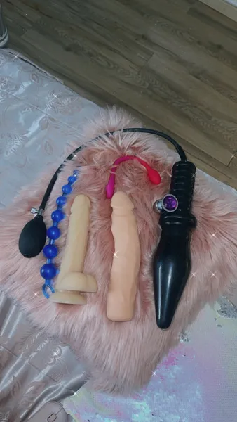 Live sex webcam photo for CaraJenner #6288696