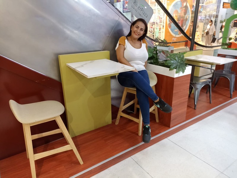 Live sex webcam photo for enmamonica #2834794