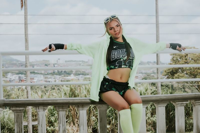 Live sex webcam photo for AntonellaBlossom #2179032