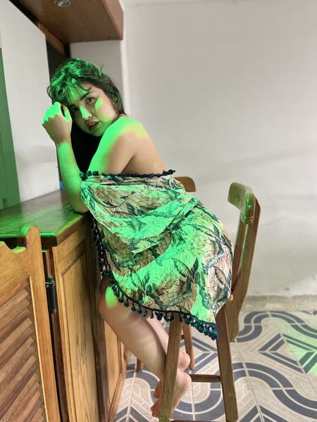 Live sex webcam photo for AprilFoox #3711346