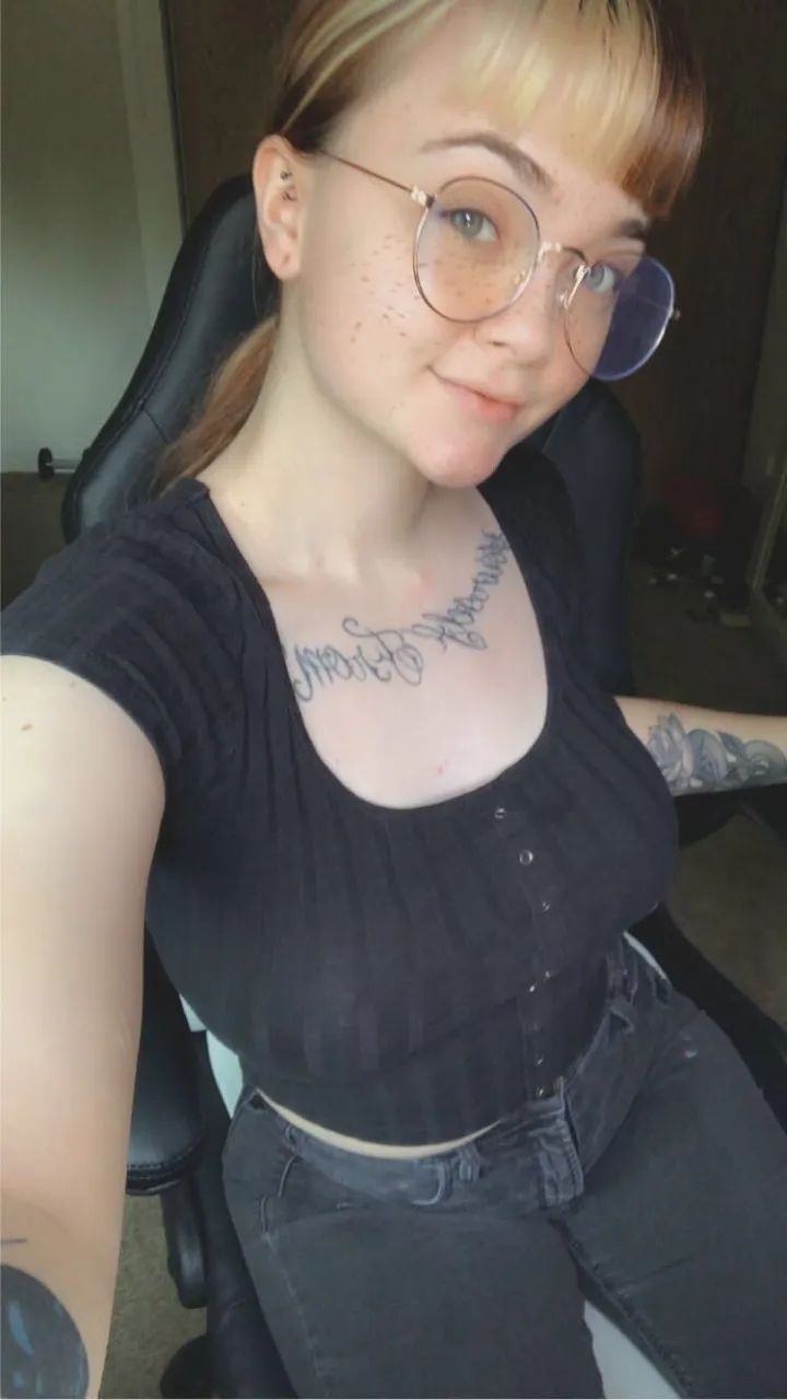 Live sex webcam photo for Buffyxxxo #7786947