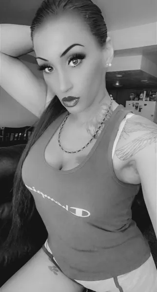 Live sex webcam photo for Blackwidow #2245576